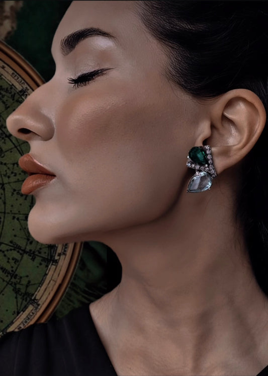 Céleste Vert (Green and silver teardrop earrings)